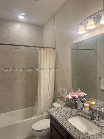 9296 Porto Way, Parkland, FL 33076