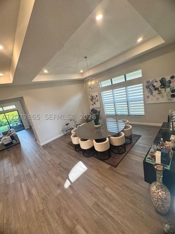 9296 Porto Way, Parkland, FL 33076