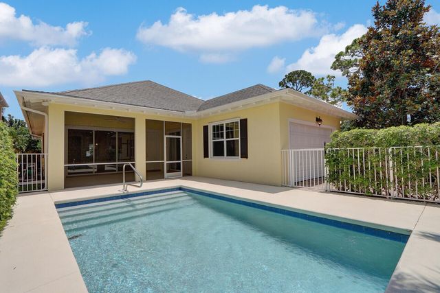 104 Saint Pierre Way, Jupiter, FL 33458