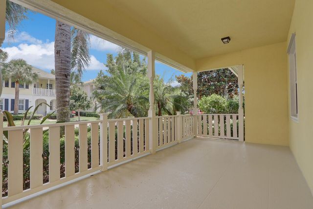 104 Saint Pierre Way, Jupiter, FL 33458