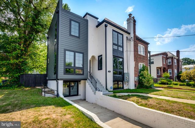 1323 SHEPHERD ST NE, Washington, DC 20017