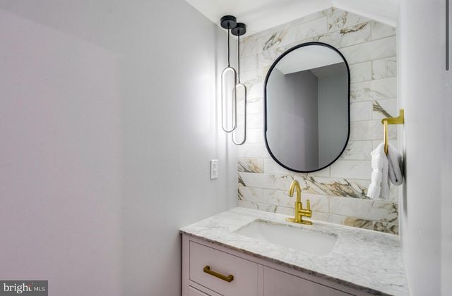 1323 SHEPHERD ST NE, Washington, DC 20017