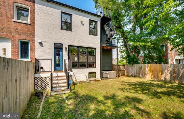 1323 SHEPHERD ST NE, Washington, DC 20017
