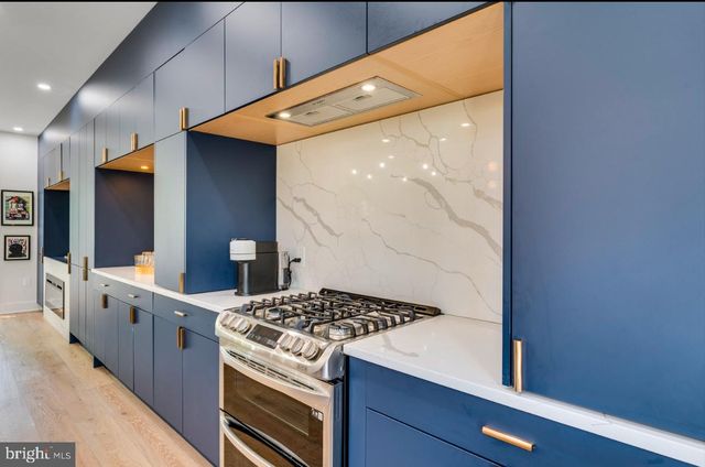 1323 SHEPHERD ST NE, Washington, DC 20017