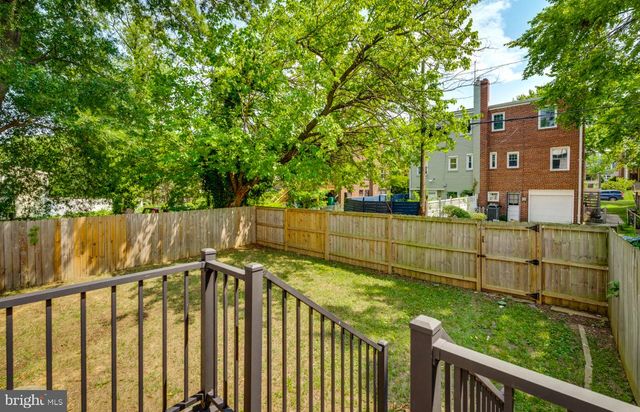1323 SHEPHERD ST NE, Washington, DC 20017