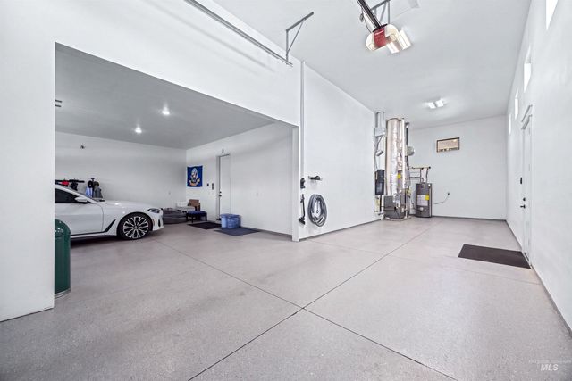 6243 S Bosch Way, Meridian, ID 83642