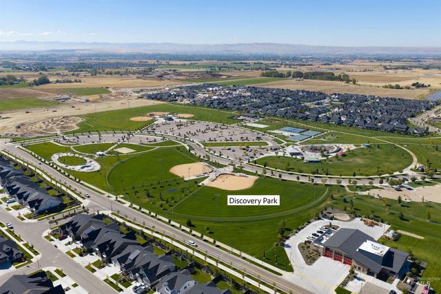 6243 S Bosch Way, Meridian, ID 83642