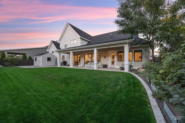 6243 S Bosch Way, Meridian, ID 83642