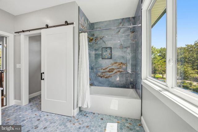 5607 FILLMORE AVE, Alexandria, VA 22311
