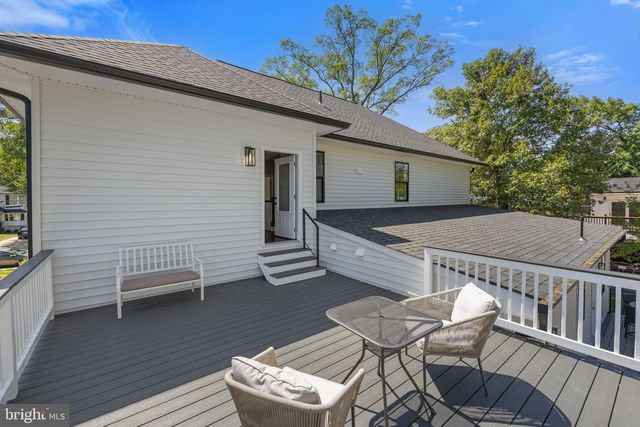 5607 FILLMORE AVE, Alexandria, VA 22311