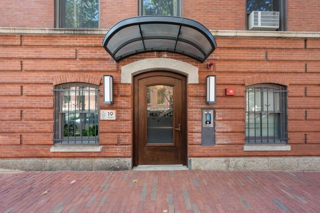19 Father Francis Gilday Street 201, Boston, MA 02118