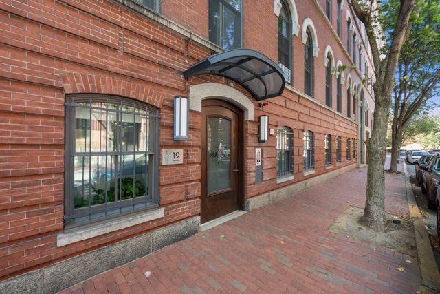 19 Father Francis Gilday Street 201, Boston, MA 02118