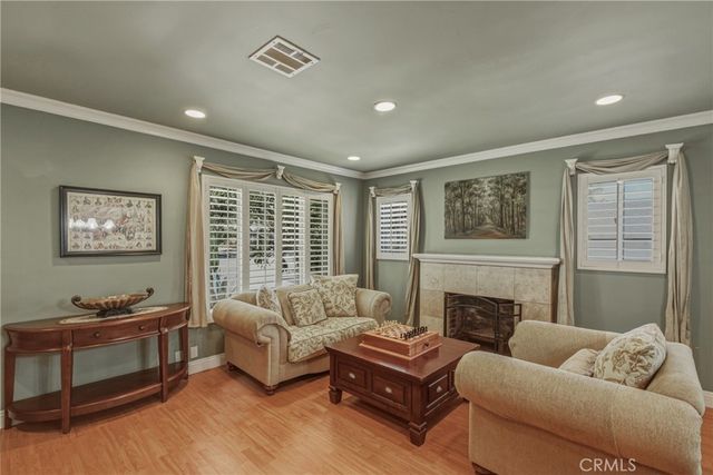 3170 E Orange Grove, Pasadena, CA 91107