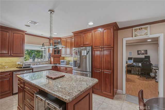 3170 E Orange Grove, Pasadena, CA 91107