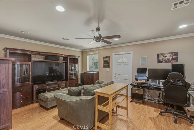3170 E Orange Grove, Pasadena, CA 91107