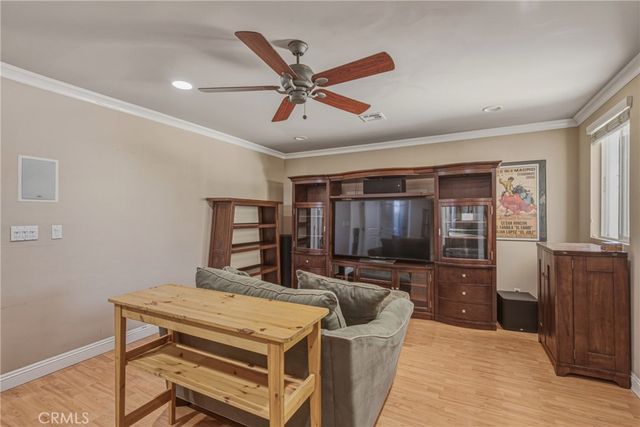 3170 E Orange Grove, Pasadena, CA 91107