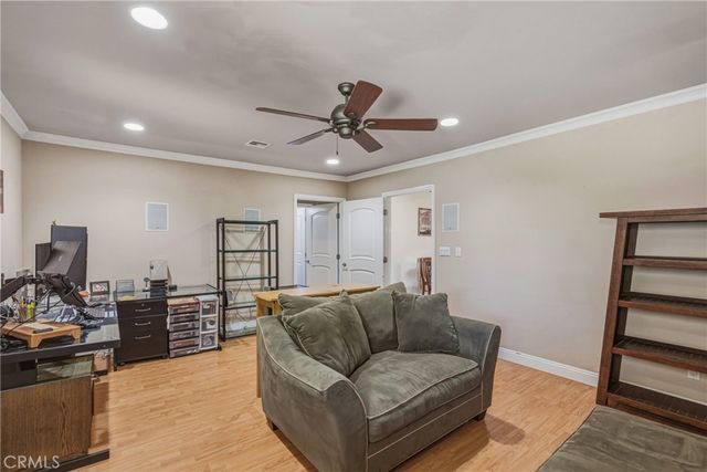 3170 E Orange Grove, Pasadena, CA 91107