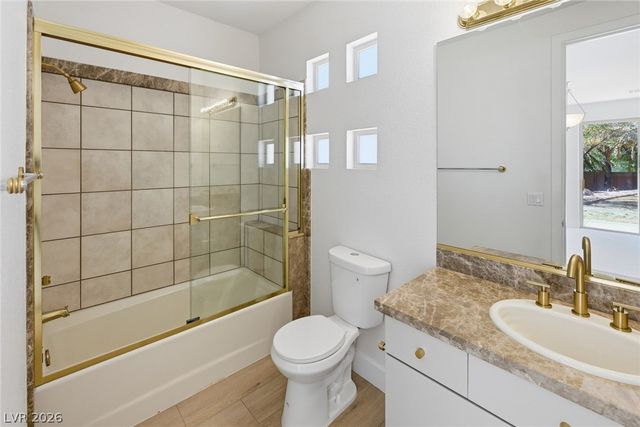 8821 Greensboro Lane, Las Vegas, NV 89134