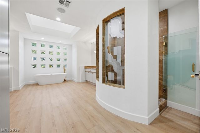 8821 Greensboro Lane, Las Vegas, NV 89134