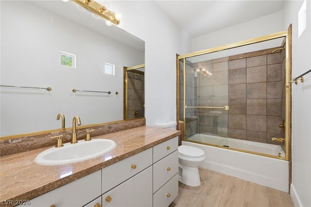 8821 Greensboro Lane, Las Vegas, NV 89134