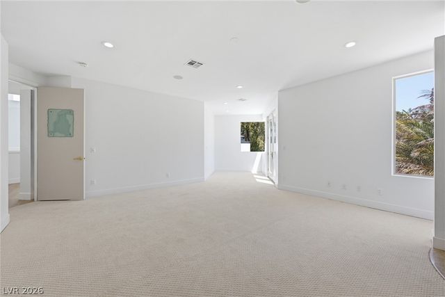 8821 Greensboro Lane, Las Vegas, NV 89134