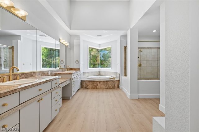 8821 Greensboro Lane, Las Vegas, NV 89134