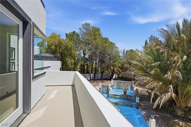 8821 Greensboro Lane, Las Vegas, NV 89134