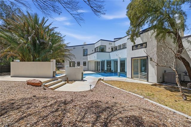 8821 Greensboro Lane, Las Vegas, NV 89134