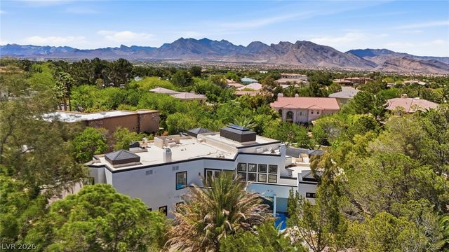 8821 Greensboro Lane, Las Vegas, NV 89134