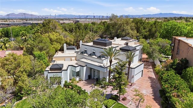 8821 Greensboro Lane, Las Vegas, NV 89134