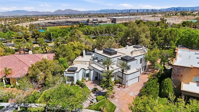 8821 Greensboro Lane, Las Vegas, NV 89134