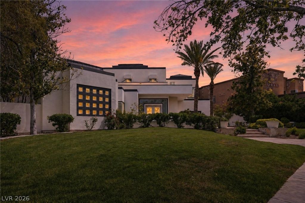 8821 Greensboro Lane, Las Vegas, NV 89134