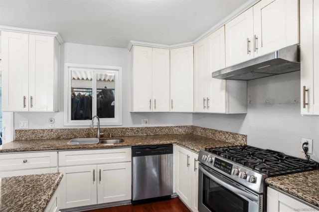 152 E Oxford Street, Chula Vista, CA 91911