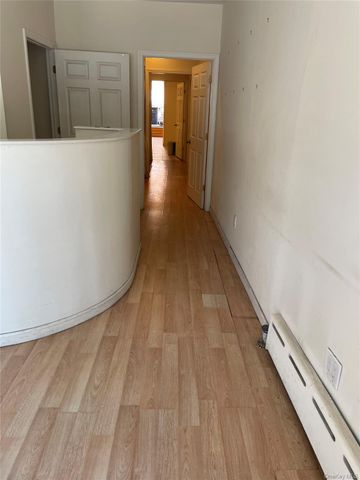 78-23 Metropolitan Avenue, Middle Village, NY 11379