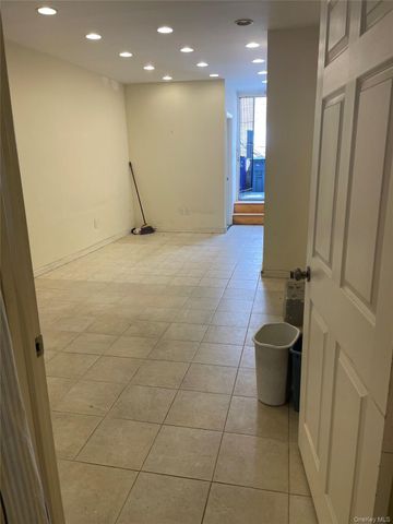 78-23 Metropolitan Avenue, Middle Village, NY 11379