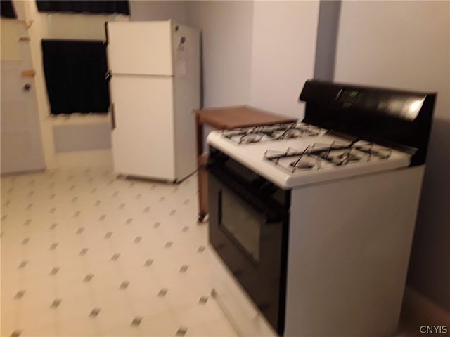 12 Genesee Place, Auburn, NY 13021