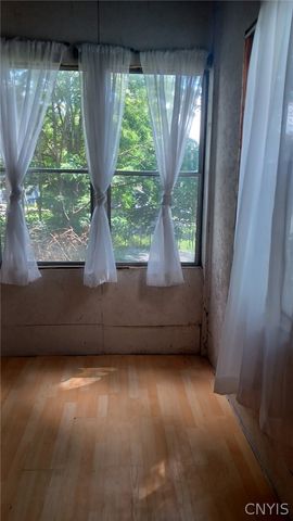 12 Genesee Place, Auburn, NY 13021