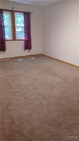 12 Genesee Place, Auburn, NY 13021