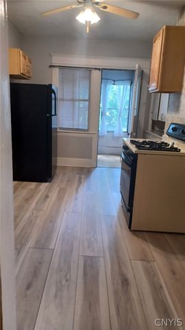 12 Genesee Place, Auburn, NY 13021