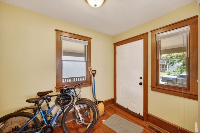 1147 27th Street, Des Moines, IA 50311