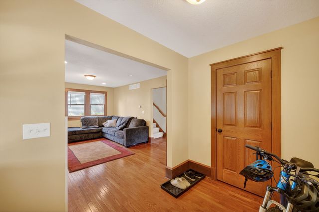 1147 27th Street, Des Moines, IA 50311