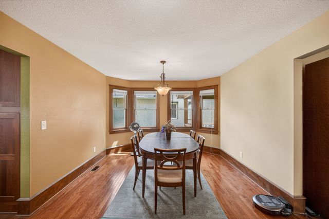 1147 27th Street, Des Moines, IA 50311