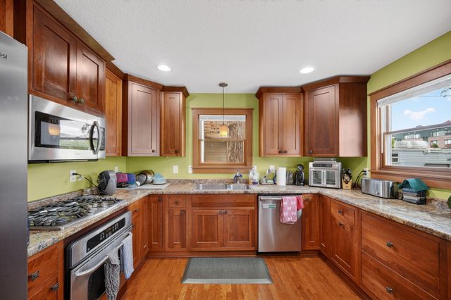 1147 27th Street, Des Moines, IA 50311