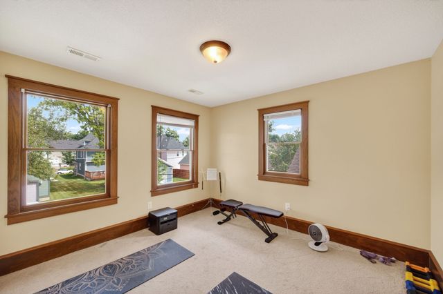 1147 27th Street, Des Moines, IA 50311
