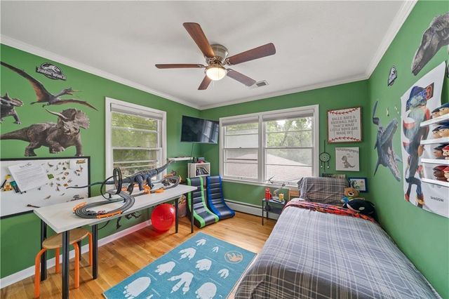 7623 W 52ND Street, Overland Park, KS 66202