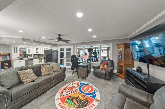 7623 W 52ND Street, Overland Park, KS 66202