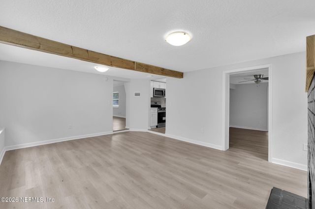 1916 UNIVERSITY Boulevard N, Jacksonville, FL 32211