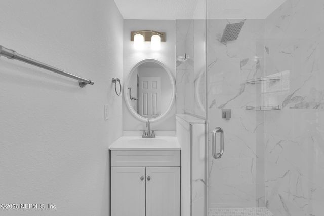 1916 UNIVERSITY Boulevard N, Jacksonville, FL 32211