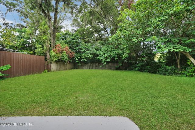 1916 UNIVERSITY Boulevard N, Jacksonville, FL 32211