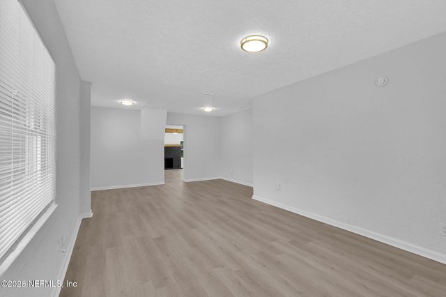 1916 UNIVERSITY Boulevard N, Jacksonville, FL 32211